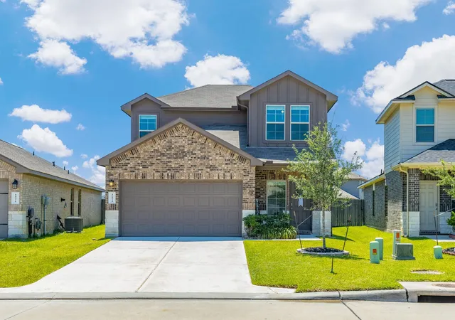 Photo 1 of Single family home for sale at 16974 Rich Pines Dr, Conroe, TX 77302 | MLS# 38741327 | Listing updated on 2026-07-30