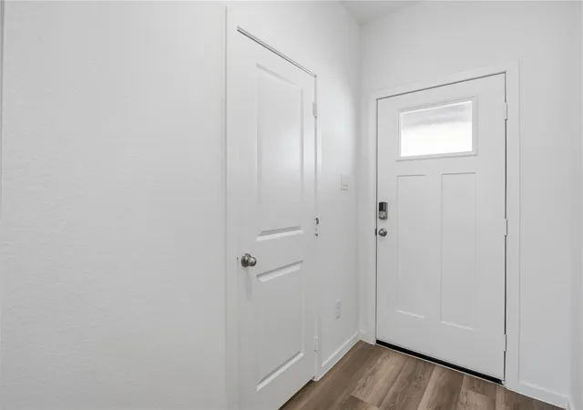 Photo 3 of Single family home for sale at 5210 Purple Beebalm Ln, Houston, TX 77048 | MLS# 29074772 | Listing updated on 2026-08-29