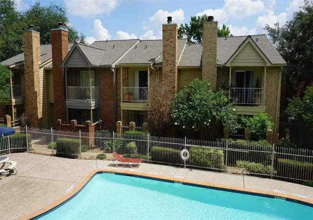 3rd image of 11201 Lynbrook Dr #3608, Houston, TX 77042 | MLS# 66706529