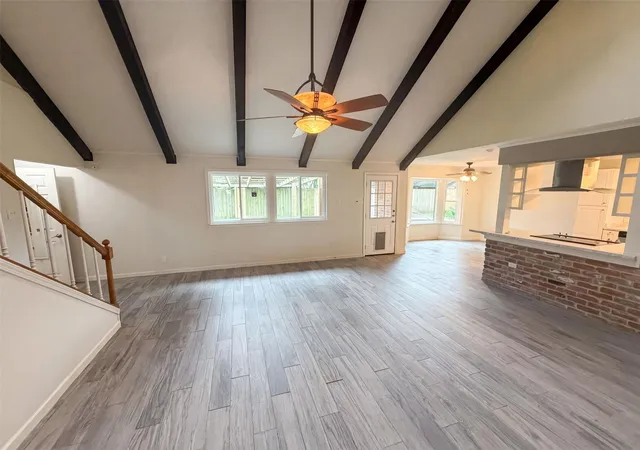 Homes for sale in Dickinson, TX | 5116 E Bayou Dr, Dickinson, TX 77539 | MLS# 71597659
