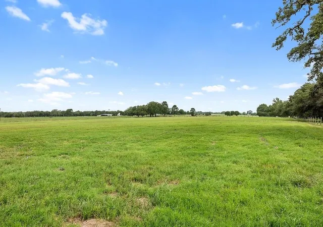 Homes for sale in Schulenburg, TX | Tbd1 Fm 957, Schulenburg, TX 78956 | MLS# 31921108
