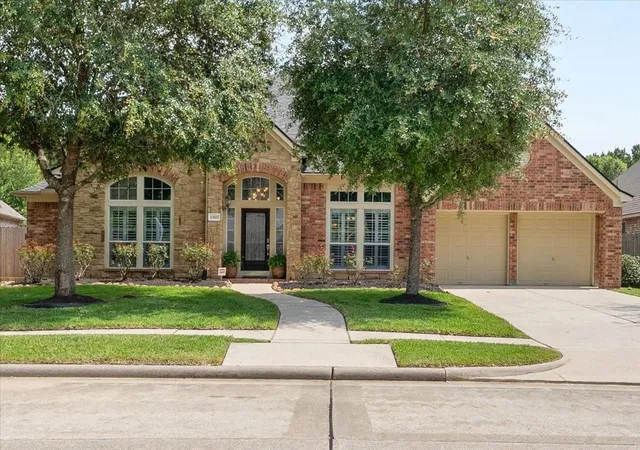 Photo 1 of Single family home for sale at 13610 Hammond Hills Ln, Houston, TX 77044 | MLS# 24153274 | Listing updated on 2026-09-10