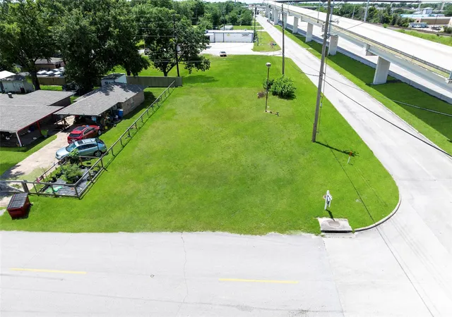 Photo 1 of Land for sale at 810 Benmar Dr, Houston, TX 77032 | MLS# 20335514 | Listing updated on 2026-07-30