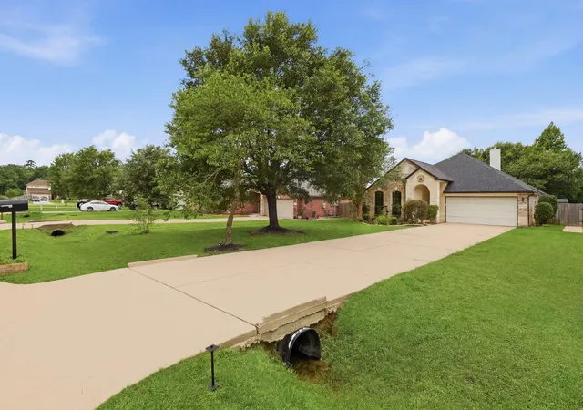 4th image of 33043 Lois Lane Lane, Magnolia, TX 77354 | MLS# 95878081