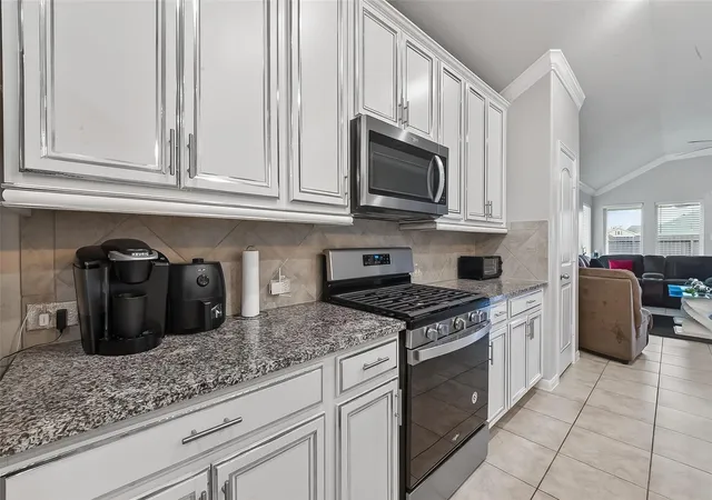 Homes for sale in La Porte, TX | 526 Heron Bay Cir, La Porte, TX 77571 | MLS# 26324142