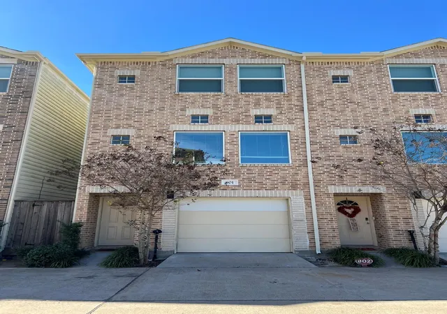 Homes for sale in Houston, TX | 8705 Bryam St, Houston, TX 77061