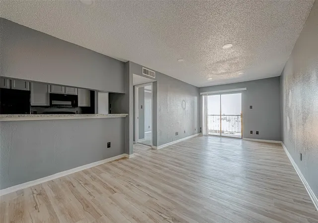 Homes for sale in Houston, TX | 2830 S Bartell Dr #311, Houston, TX 77054 | MLS# 70441884