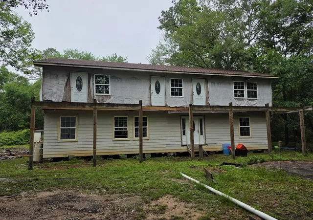 Photo 3 of Single family home for sale at 14068 Tower Glen Dr, Conroe, TX 77306 | MLS# 72849276 | Listing updated on 2025-11-19