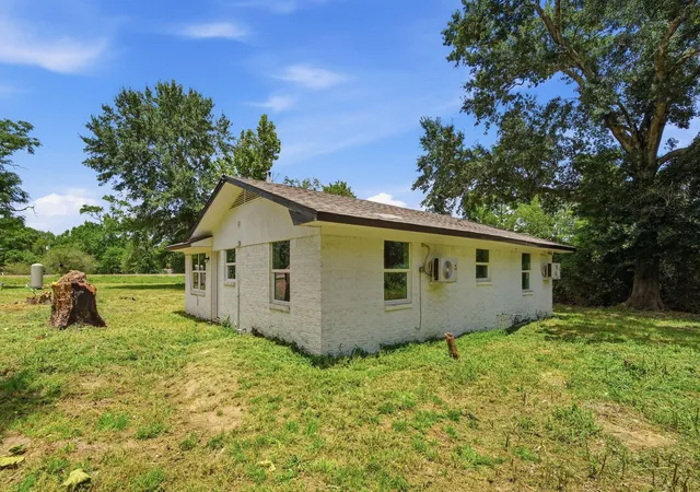 2nd image of 82 Fm 2693, New Waverly, TX 77358 | MLS# 18035448