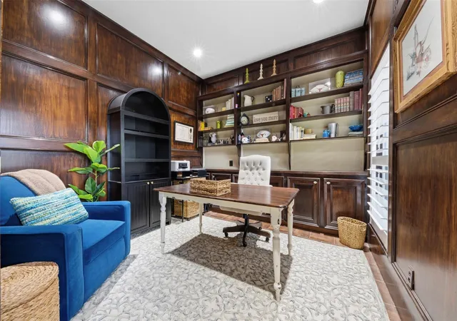 Photo 3 of Single family home for sale at 14707 Sandy Crk Dr, Houston, TX 77070 | MLS# 43716238 | Listing updated on 2026-09-19