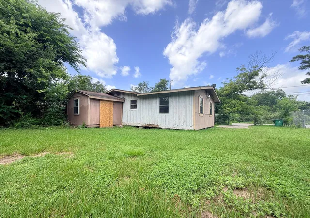 Homes for sale in Houston, TX | 8624 Lawnridge St, Houston, TX 77016 | MLS# 80648478