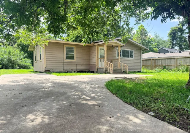 Homes for sale in Houston, TX | 8624 Lawnridge St, Houston, TX 77016 | MLS# 80648478