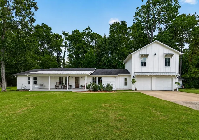 Photo 1 of Sale Pending at 11580 Forest Trails Dr, Willis, TX 77318 | MLS# 37990285 | Listing updated on 2026-09-21