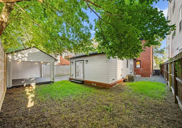 36th image of 610 Hyde Park Blvd, Houston, TX 77006 | MLS# 62552271