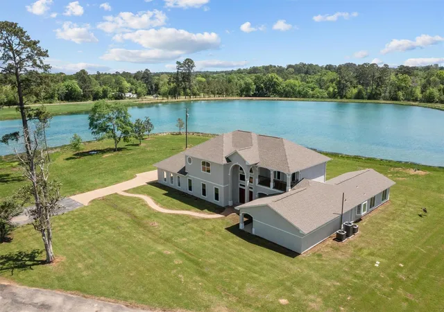4th image of 317 Fm 229, Crockett, TX 75835 | MLS# 71549343