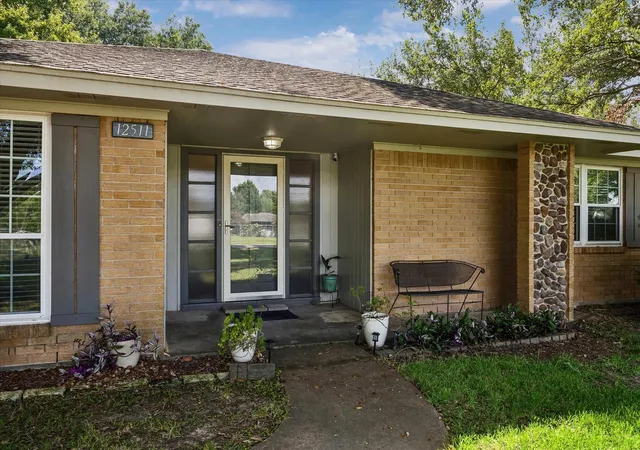 5th image of 12511 Britt Rd, Pearland, TX 77581 | MLS# 45315730