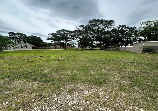 Photo 4 of Land for sale at 672 Wexford Dr, Conroe, TX 77303 | MLS# 62316276 | Listing updated on 2026-07-29