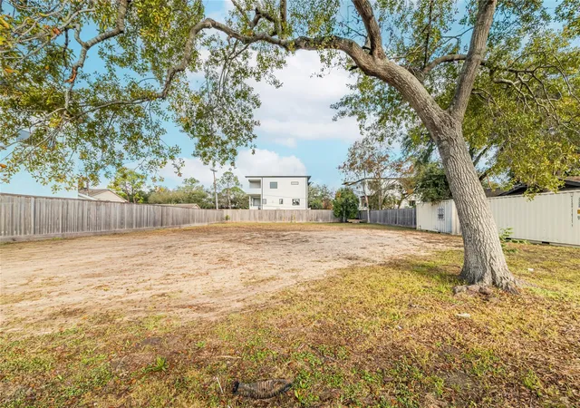 Photo 2 of Land for sale at 4906 N Braeswood, Houston, TX 77096 | MLS# 5483558 | Listing updated on 2025-12-19