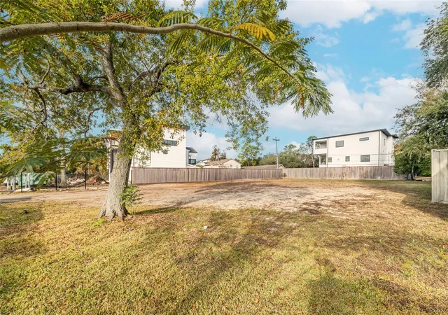 Photo 3 of Land for sale at 4906 N Braeswood, Houston, TX 77096 | MLS# 5483558 | Listing updated on 2025-12-19