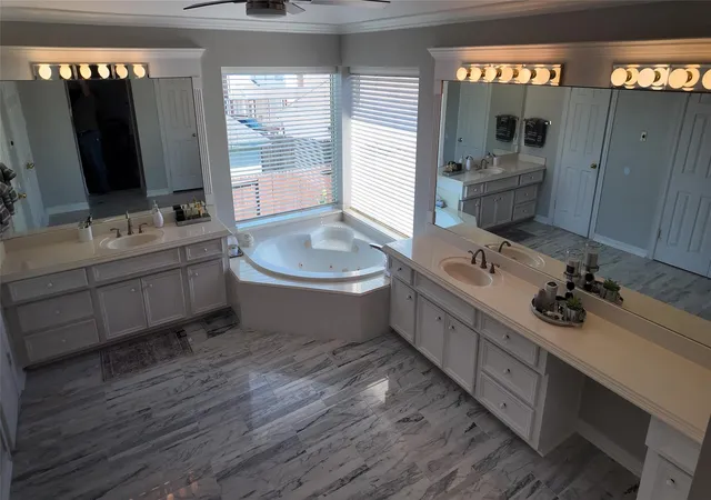 26th image of 2434 Pebble Beach Dr, League City, TX 77573 | MLS# 9888834
