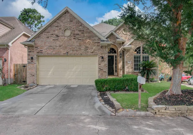 Photo 2 of Single family home for sale at 4444 Victory Dr #30, Houston, TX 77088 | MLS# 76634300 | Listing updated on 2026-08-09