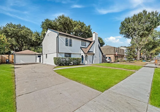 Photo 3 of Single family home for sale at 15802 Seattle St, Jersey Village, TX 77040 | MLS# 4660850 | Listing updated on 2026-09-09