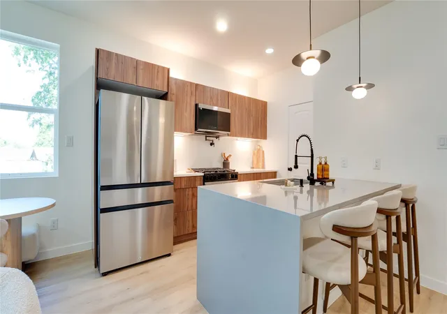 Photo 3 of Single family home for sale at 3524 Ryson St, Houston, TX 77080 | MLS# 72187023 | Listing updated on 2026-09-12