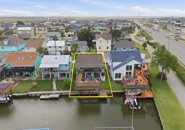 44th image of 2 S Sandpiper St, La Marque, TX 77568 | MLS# 14851493
