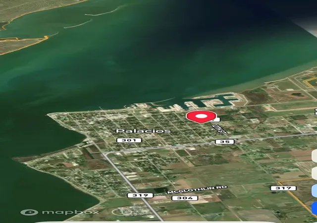 Photo 3 of Land for sale at 709 11 Street, Palacios, TX 77465 | MLS# 85996901 | Listing updated on 2026-09-18