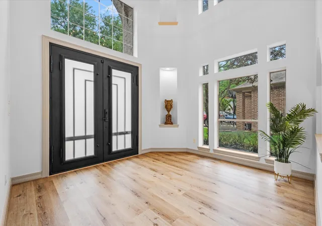 Photo 2 of Mansion for sale at 11410 Carson Field Ln, Cypress, TX 77433 | MLS# 57617452 | Listing updated on 2026-08-28