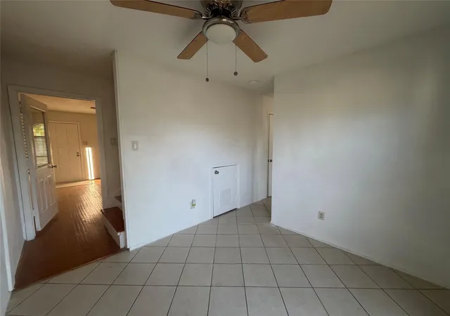 3rd image of 7821 Cook Rd, Houston, TX 77072 | MLS# 37298238