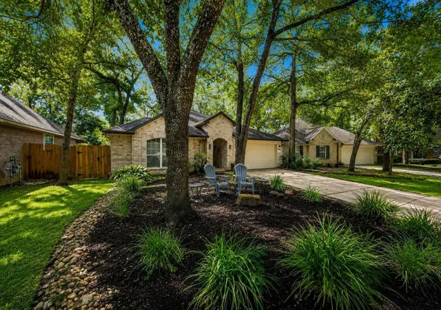 Homes for sale in Conroe, TX | 39 Steep Trail Pl, Conroe, TX 77385 | MLS# 7781580