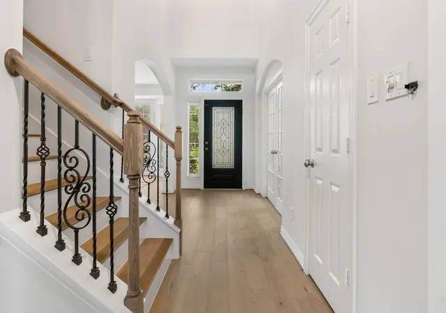 4th image of 55 W Matisse Meadow Ct, The Woodlands, TX 77382 | MLS# 76209330