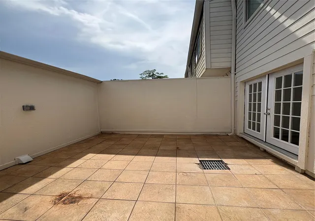 2nd image of 12625 Memorial Dr, Houston, TX 77024