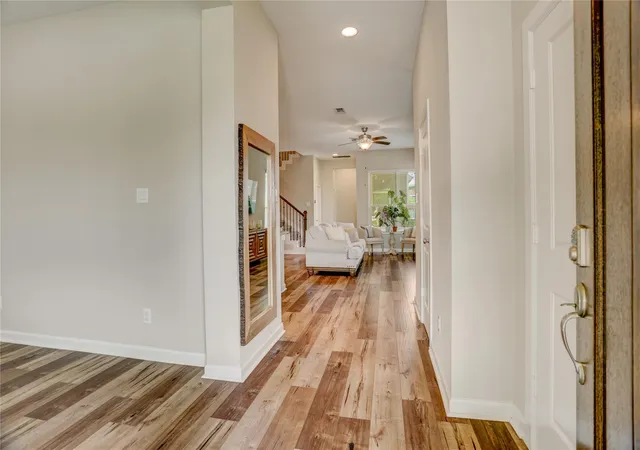 4th image of 5918 Dark Kite Trl, Missouri City, TX 77459 | MLS# 89910957