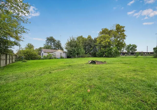 1st image of 4229 Mohawk St, Houston, TX 77093 | MLS# 92822240
