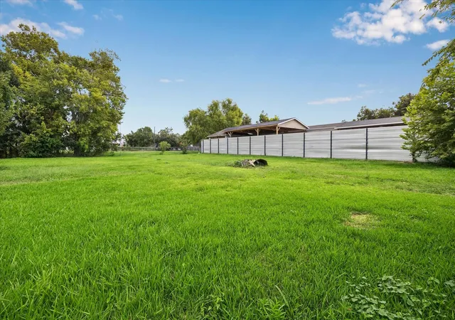3rd image of 4229 Mohawk St, Houston, TX 77093 | MLS# 92822240