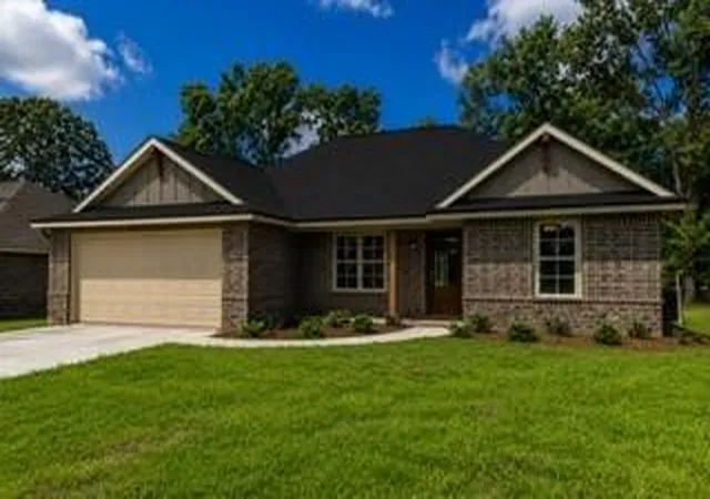 Homes for sale in Madisonville, TX | 807 W State St, Madisonville, TX 77864 | MLS# 10050817
