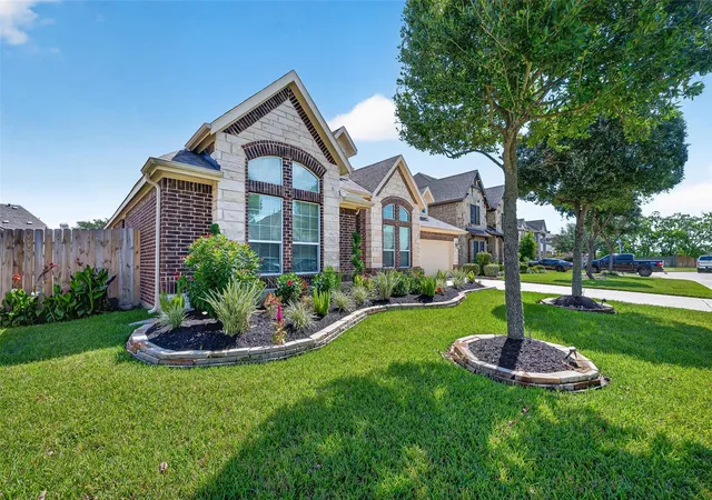 Photo 2 of Single family home for sale at 2414 Alexandra, Deer Park, TX 77536 | MLS# 17216205 | Listing updated on 2026-10-06