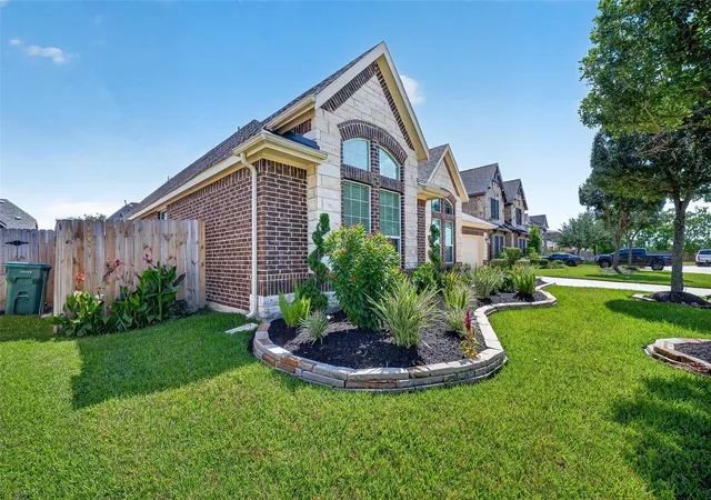 Photo 3 of Single family home for sale at 2414 Alexandra, Deer Park, TX 77536 | MLS# 17216205 | Listing updated on 2026-10-06