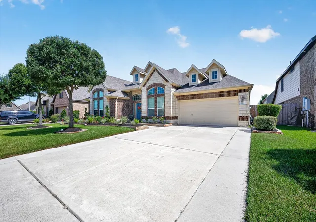 Photo 3 of Single family home for sale at 2414 Alexandra, Deer Park, TX 77536 | MLS# 17216205 | Listing updated on 2026-10-06