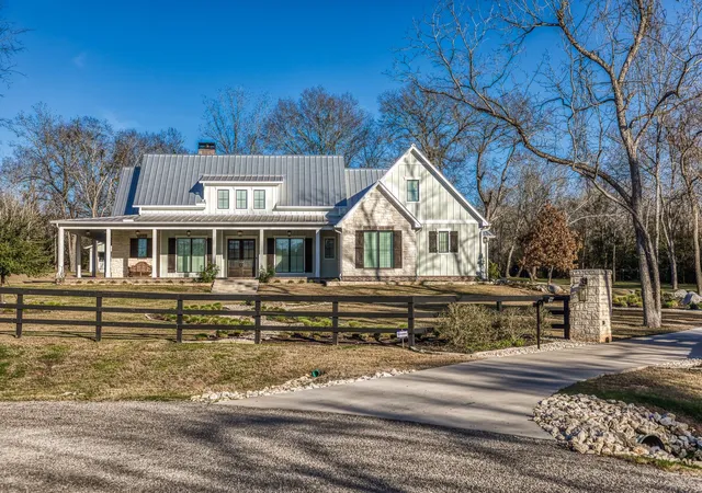 Photo 2 of Single family home for sale at 10247 Wooded Reserve Ct, Washington, TX 77880 | MLS# 7352195 | Listing updated on 2026-06-02