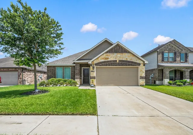 2nd image of 726 Rim Water Dr, Alvin, TX 77511 | MLS# 28579392