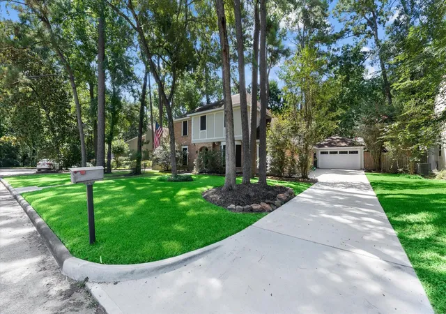 Photo 2 of Sale Pending at 2022 Grv Lake Dr, Kingwood, TX 77339 | MLS# 55787962 | Listing updated on 2026-09-18