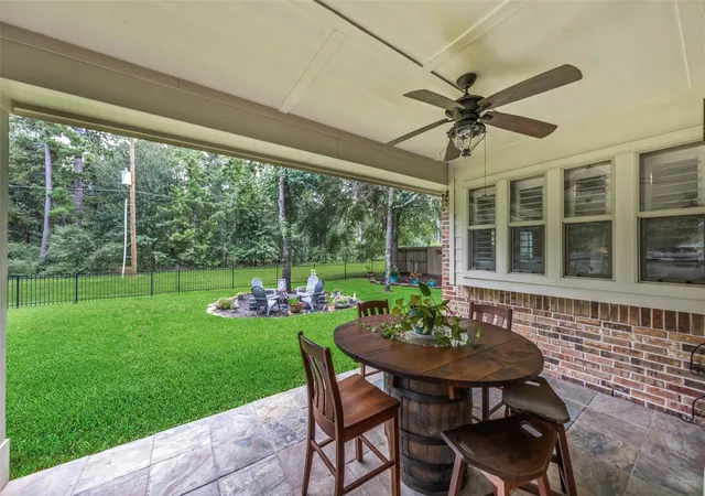 4th image of 140 Brendan Woods Ln, Conroe, TX 77384 | MLS# 40559110