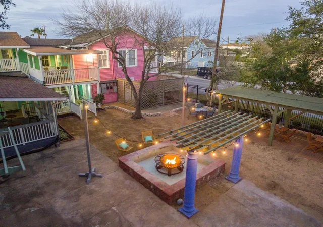 Photo 1 of Multi family home for sale at 1515 19th St, Galveston, TX 77550 | MLS# 32737170 | Listing updated on 2026-08-28