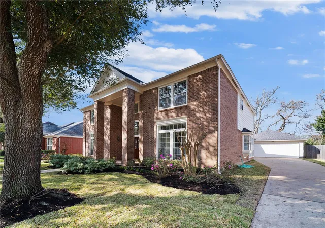 3rd image of 2106 Westshore Dr, Missouri City, TX 77459 | MLS# 6298190