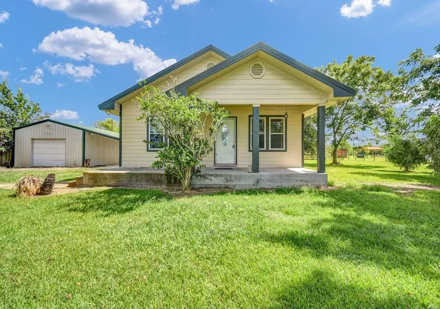 2nd image of 7223 Highland Rd, Santa Fe, TX 77517 | MLS# 4852016