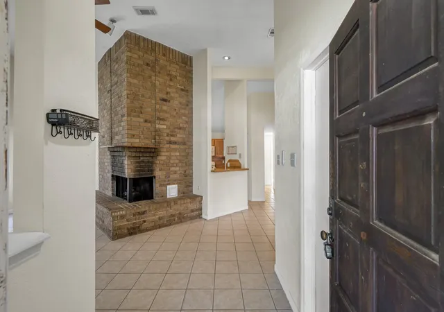 4th image of 3012 Walnut Springs Dr, Katy, TX 77449 | MLS# 2220181