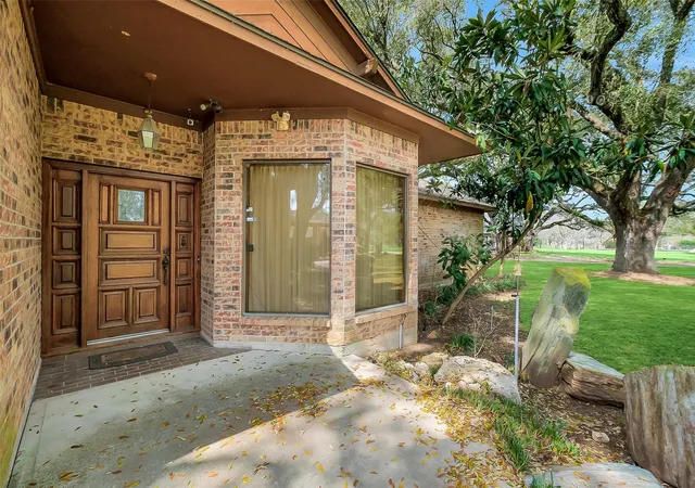 Photo 2 of Single family home for sale at 5400 Mimosa Ln, Richmond, TX 77406 | MLS# 61161167 | Listing updated on 2026-08-20
